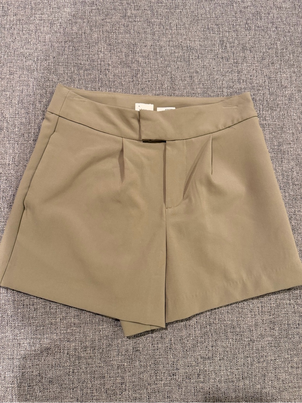 Target Olive High-Waist Tailored Womenโs Shorts
